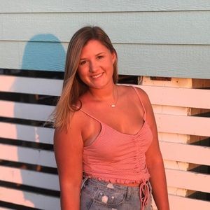 Meet your Posher, Sara beth